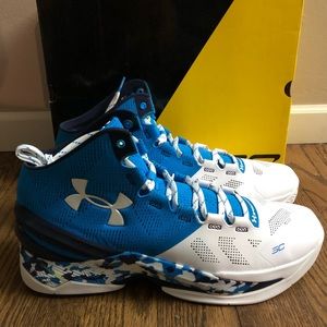 NEW - Under Armour Curry 2 Basketball Sz 14